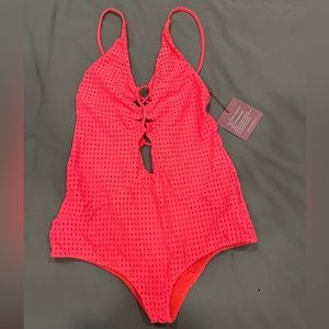 Acacia Kokomo Neon Melon Mesh